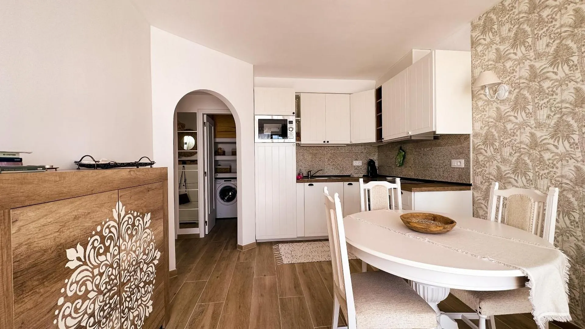 Diamond Roof Apartment Los Cristianos  0*, Los Cristianos (Tenerife)